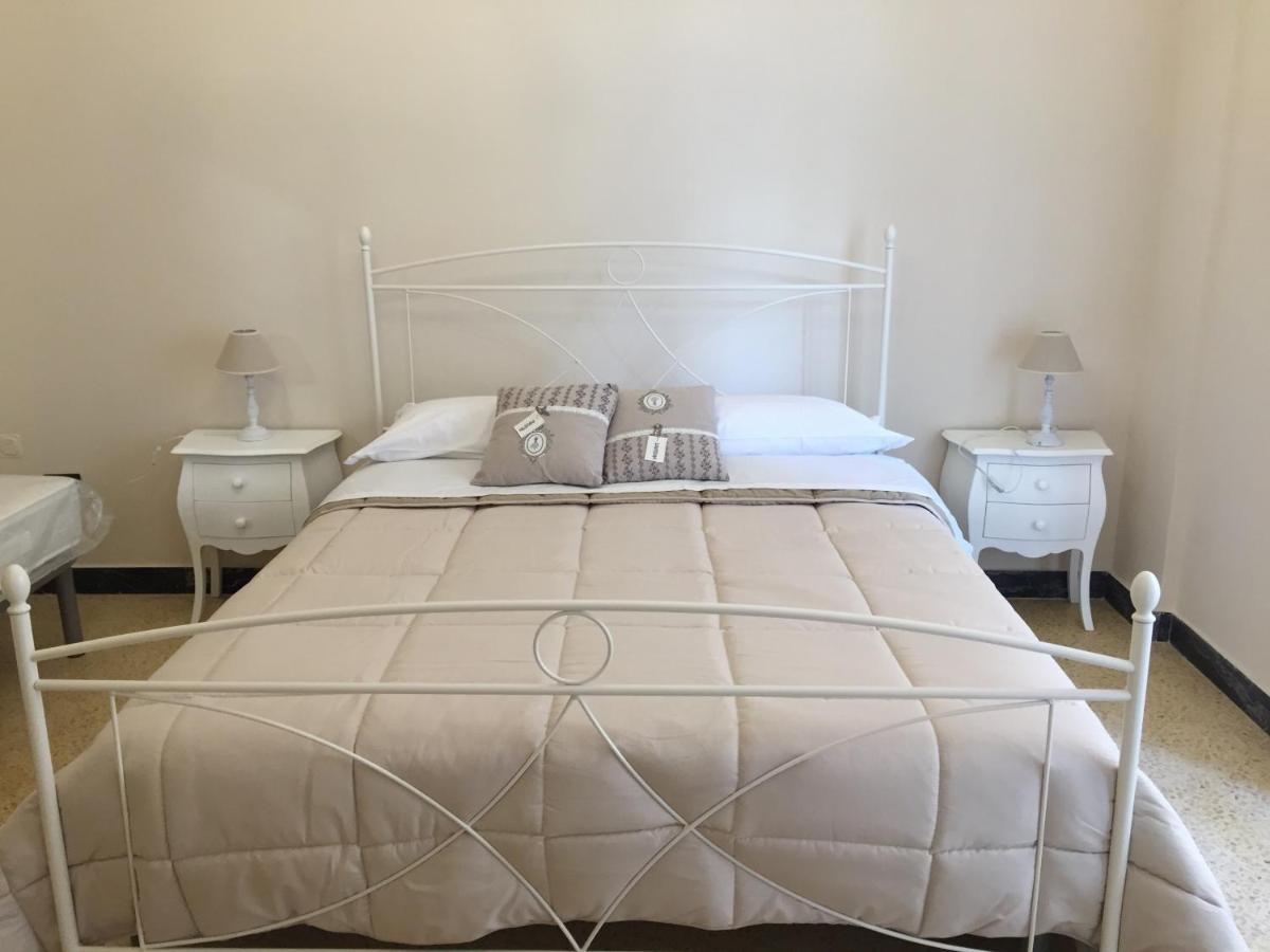 Salerno Centraal Apartment Luaran gambar