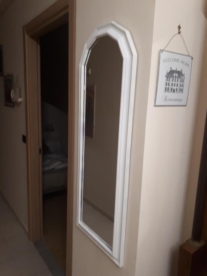 Salerno Centraal Apartment Luaran gambar