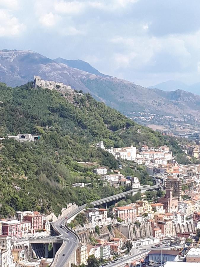Salerno Centraal Apartment Luaran gambar