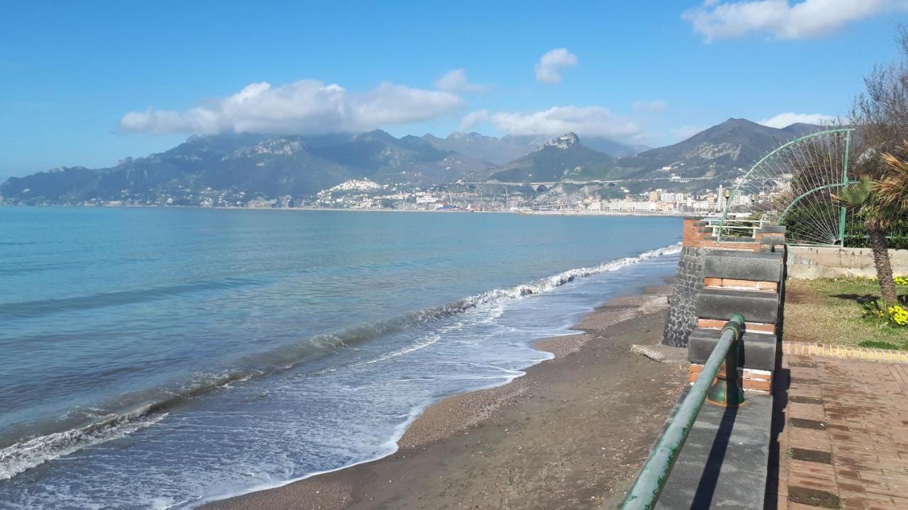 Salerno Centraal Apartment Luaran gambar