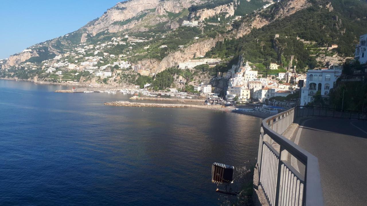 Salerno Centraal Apartment Luaran gambar
