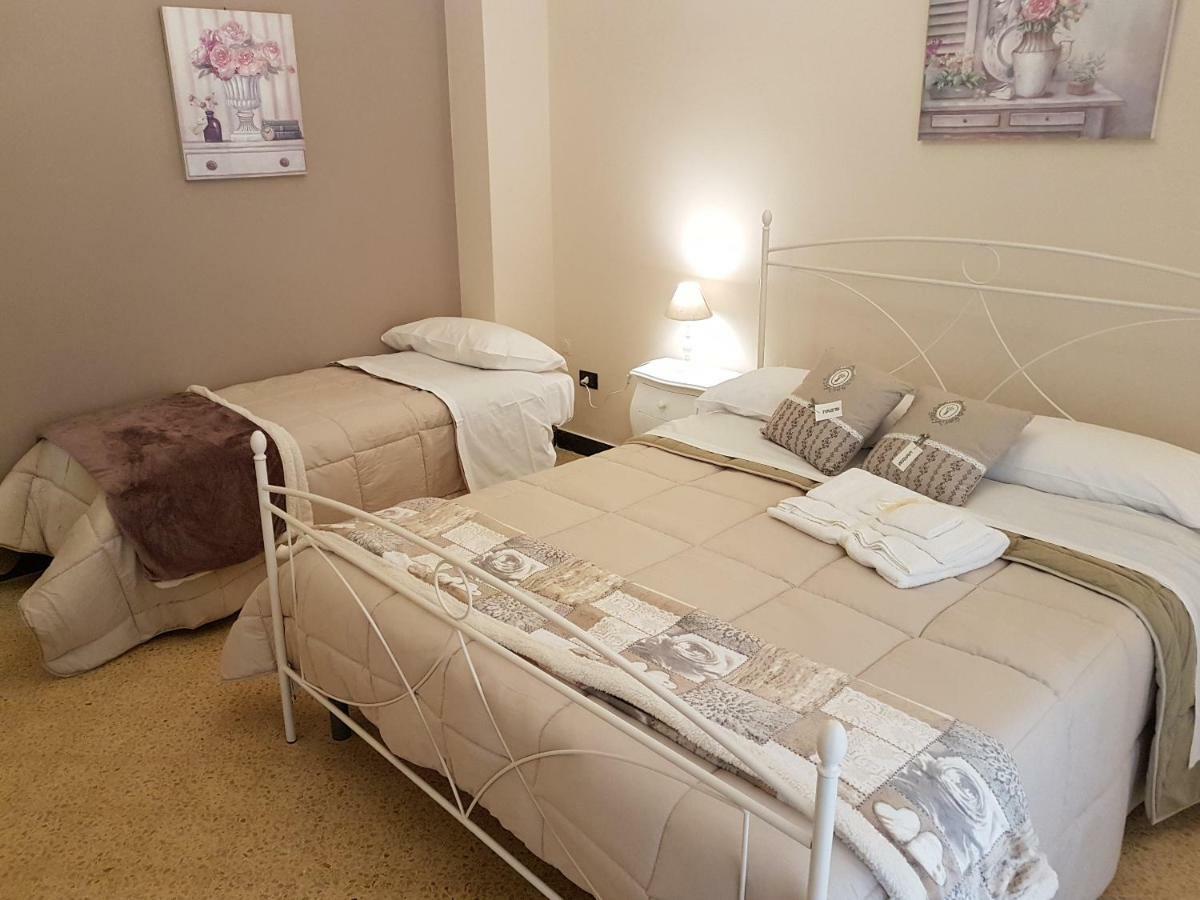 Salerno Centraal Apartment Luaran gambar